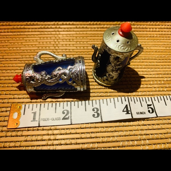 Vintage Cobalt Blue Glass Silver Dragon Shakers Occupied Japan - Picture 9 of 16